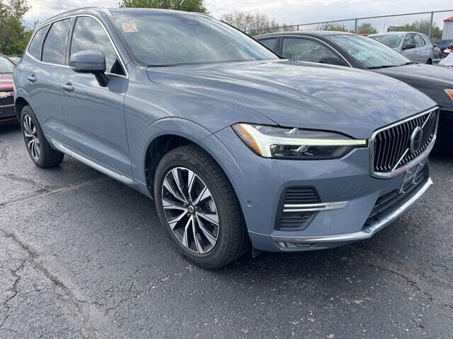 2023 VOLVO XC60