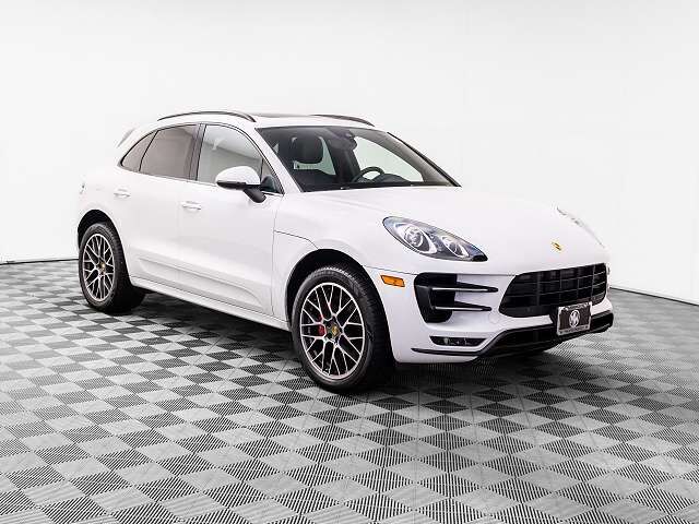 2015 PORSCHE Macan