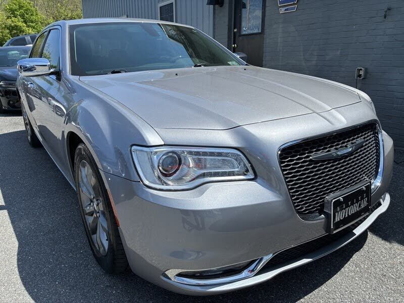 2018 CHRYSLER 300
