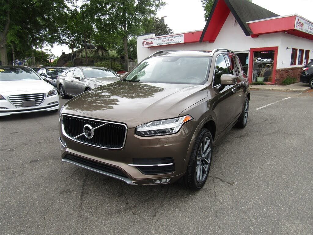 2017 VOLVO XC90