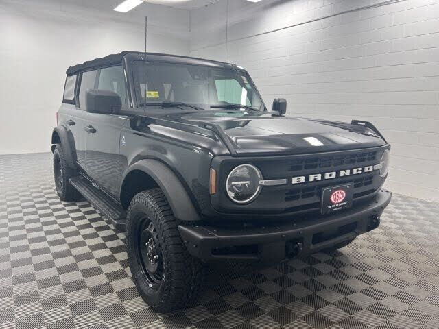 2021 FORD Bronco