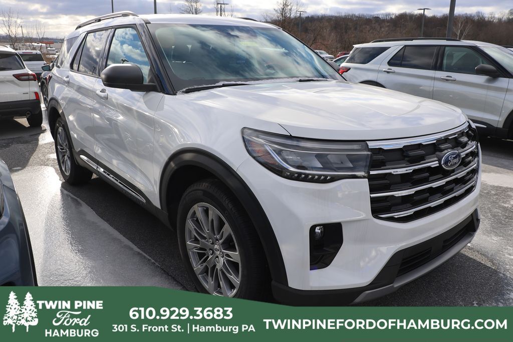 2025 FORD Explorer
