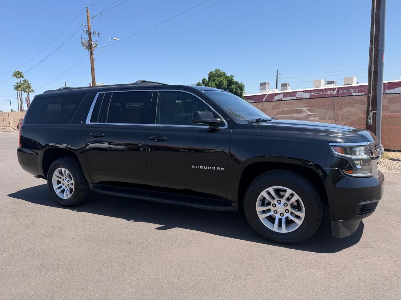 2017 CHEVROLET Suburban