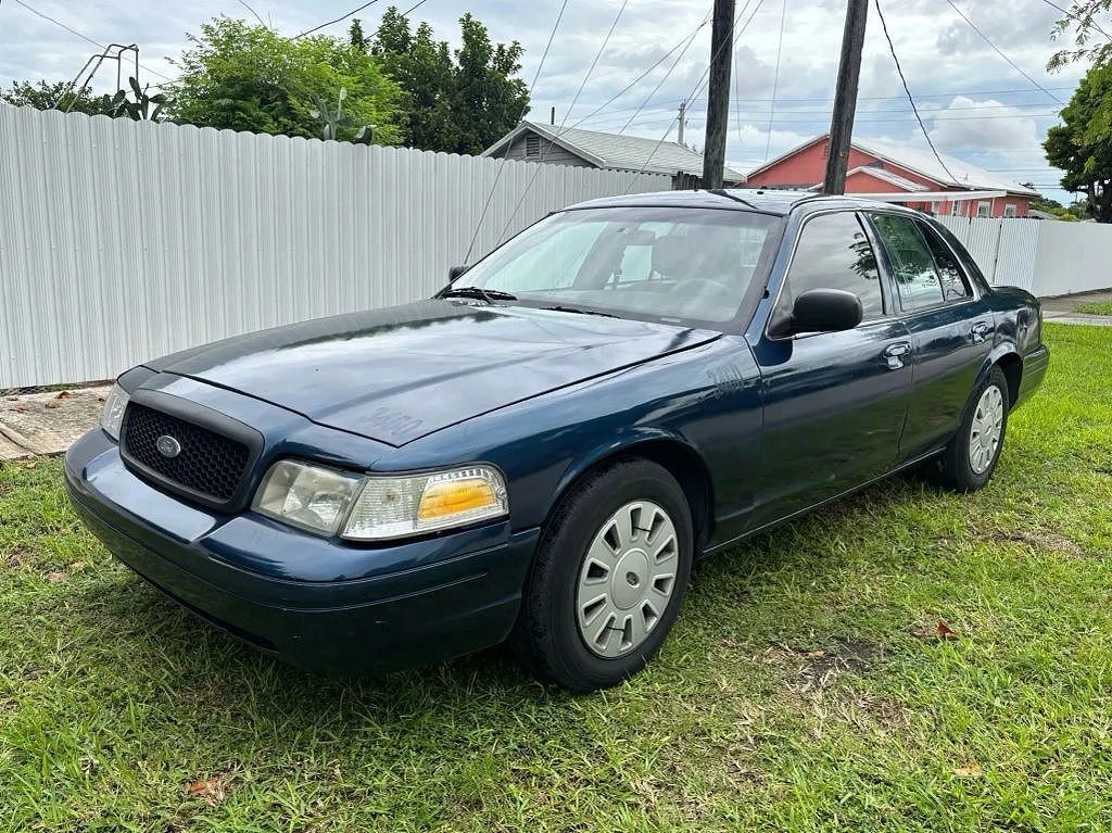 2010 FORD Crown Victoria