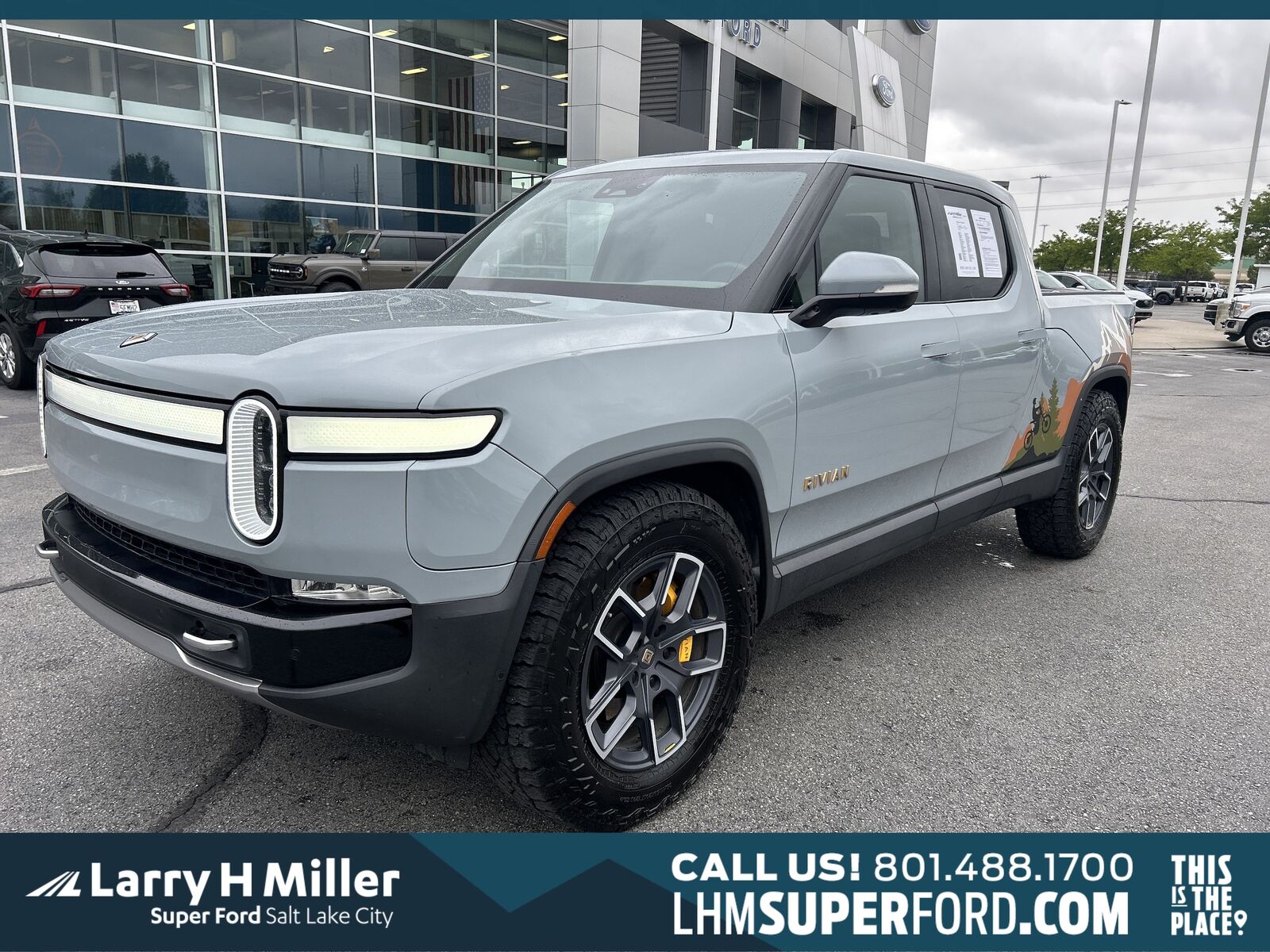 2023 RIVIAN R1T