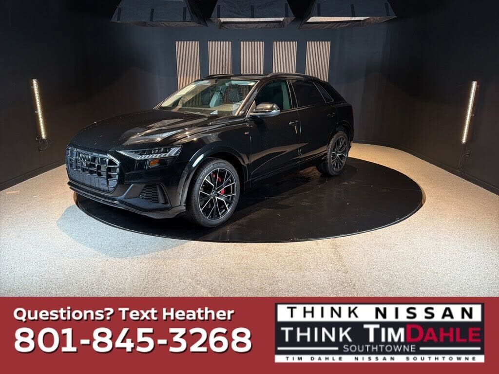 2023 AUDI Q8