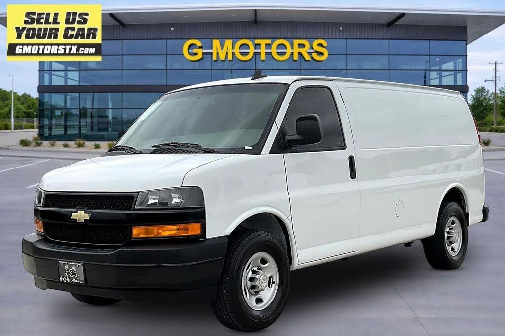 2020 CHEVROLET Express