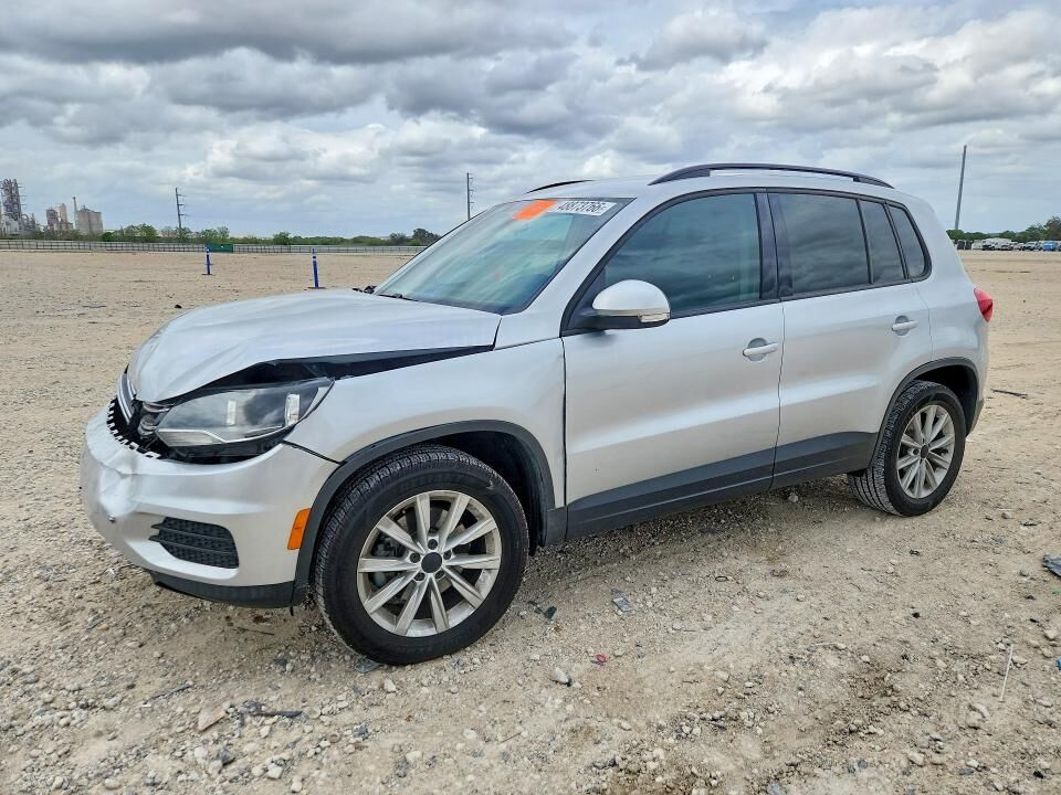 2017 VOLKSWAGEN Tiguan