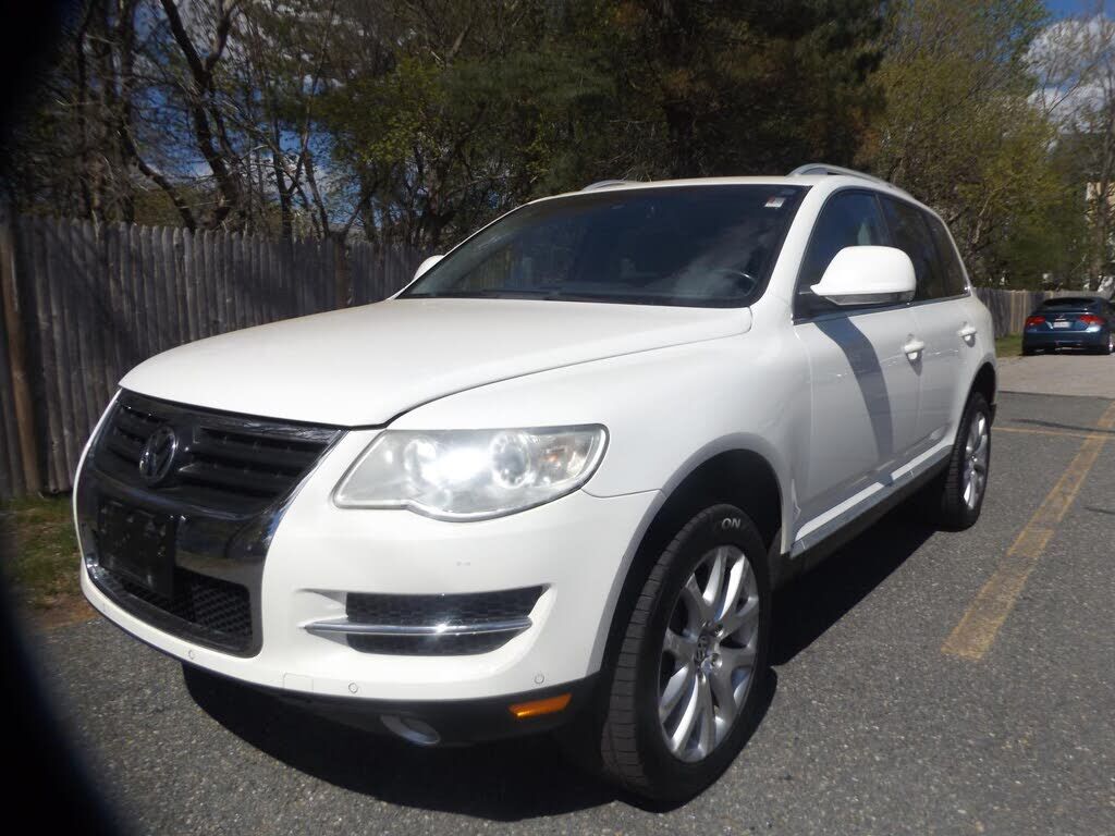 2008 VOLKSWAGEN Touareg