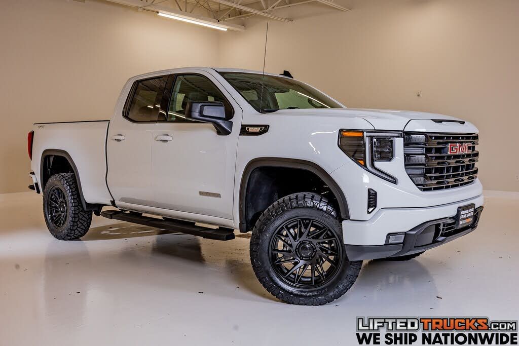 2023 GMC Sierra