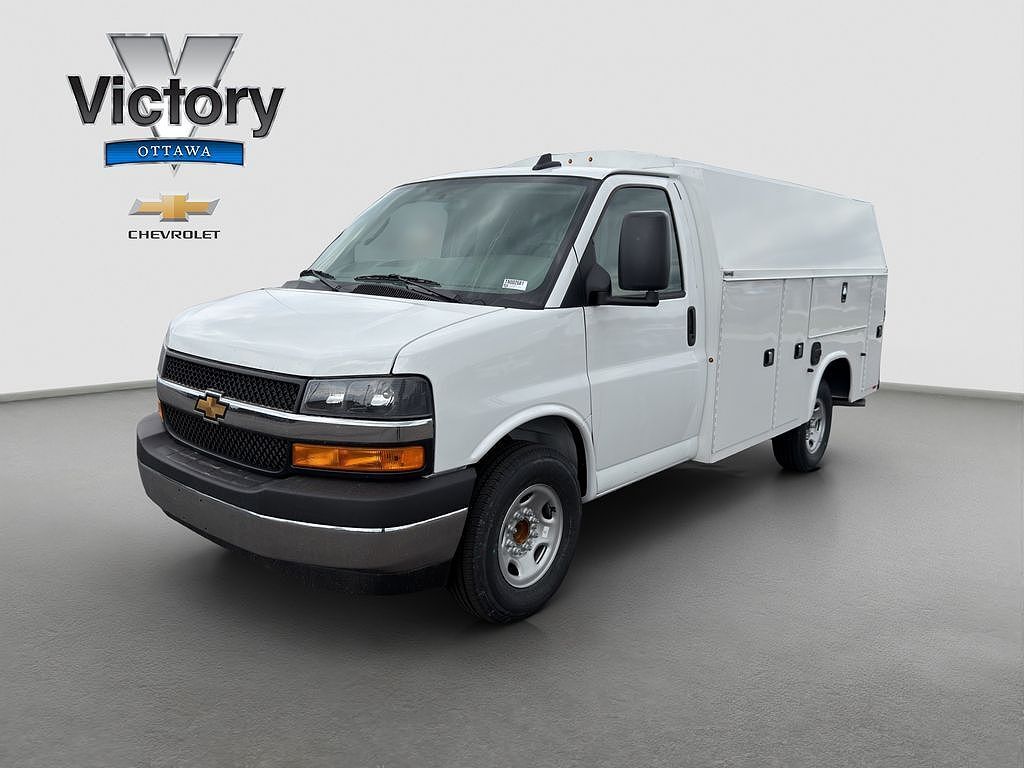 2026 CHEVROLET Express