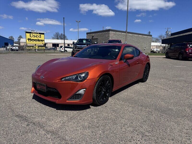 2016 TOYOTA Scion