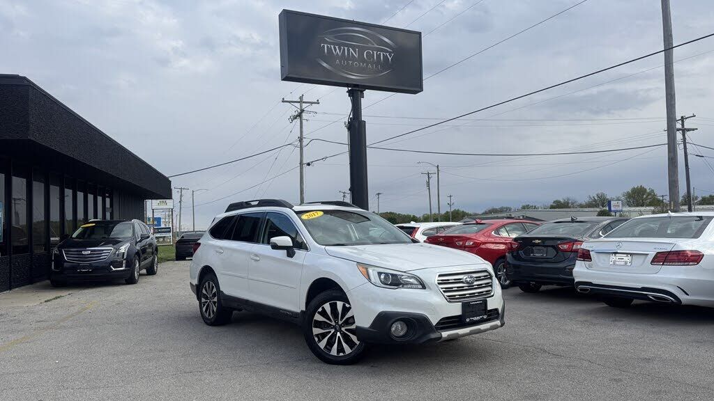 2017 SUBARU Outback