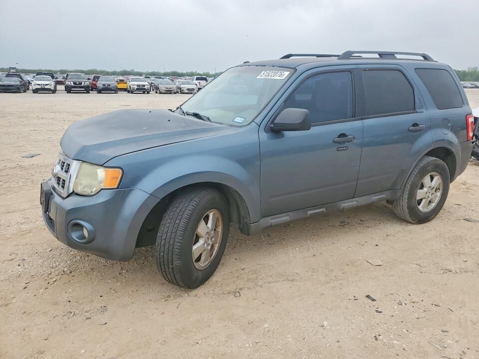 2011 FORD Escape