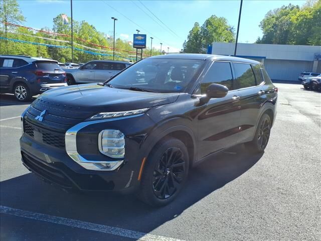 2023 MITSUBISHI Outlander