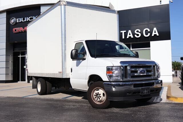 2024 FORD E-350