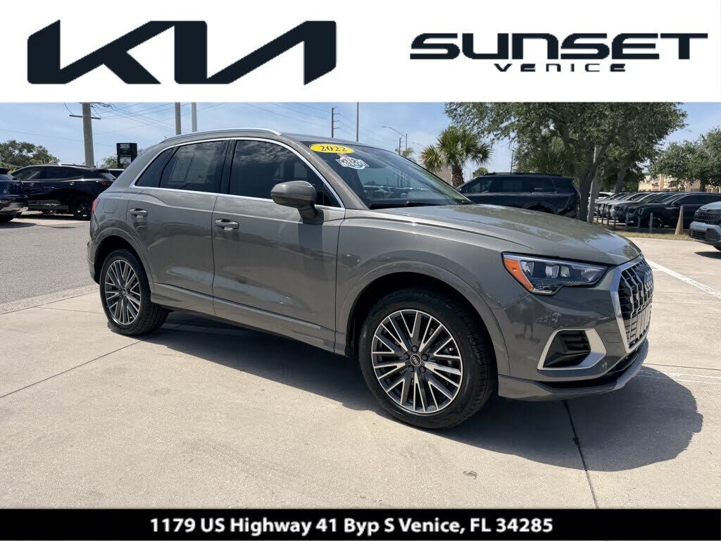 2022 AUDI Q3
