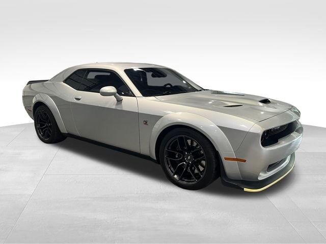 2020 DODGE Challenger