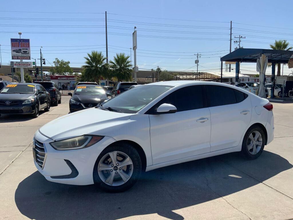 2018 HYUNDAI Elantra
