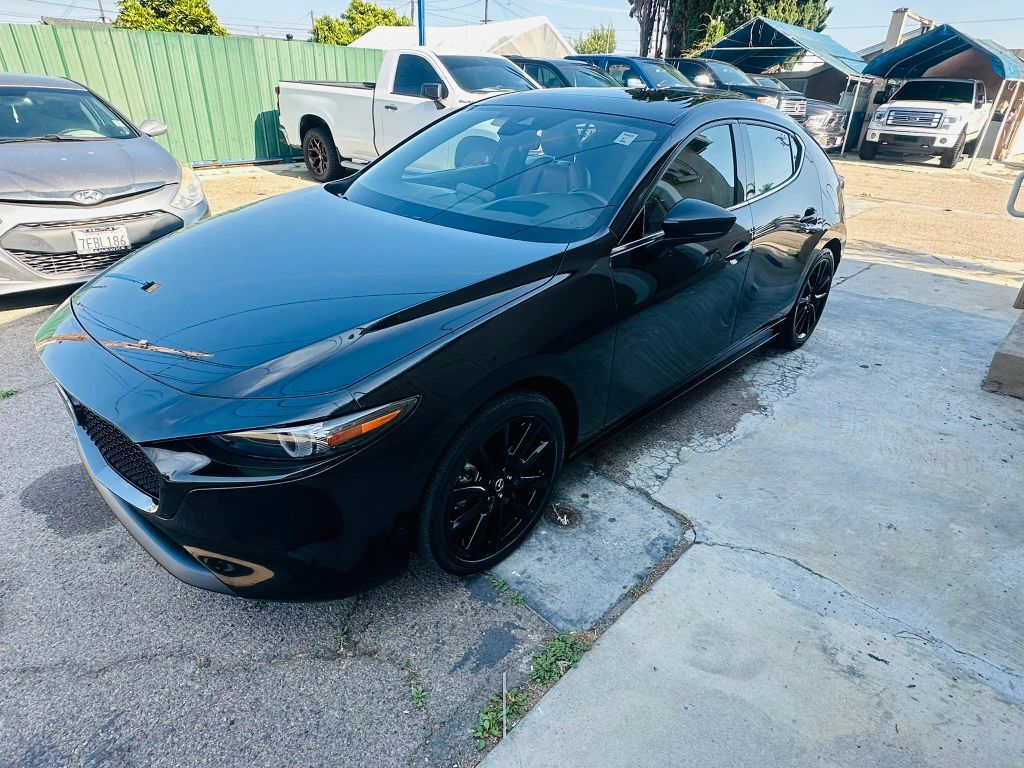 2023 MAZDA Mazda3