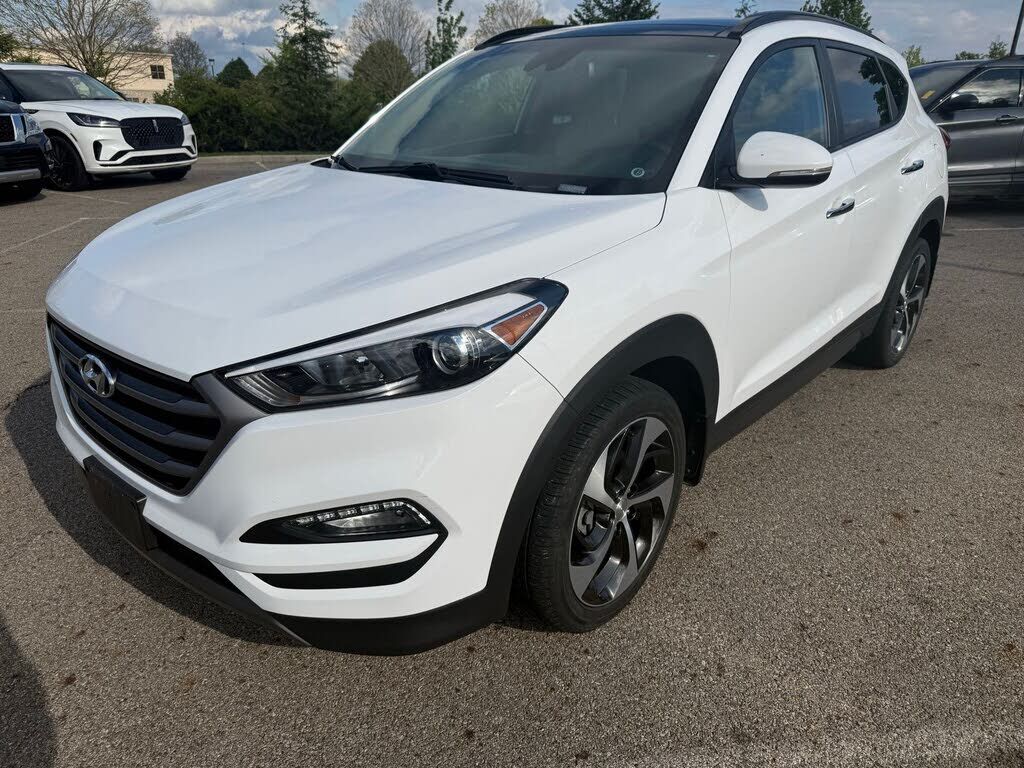 2016 HYUNDAI Tucson