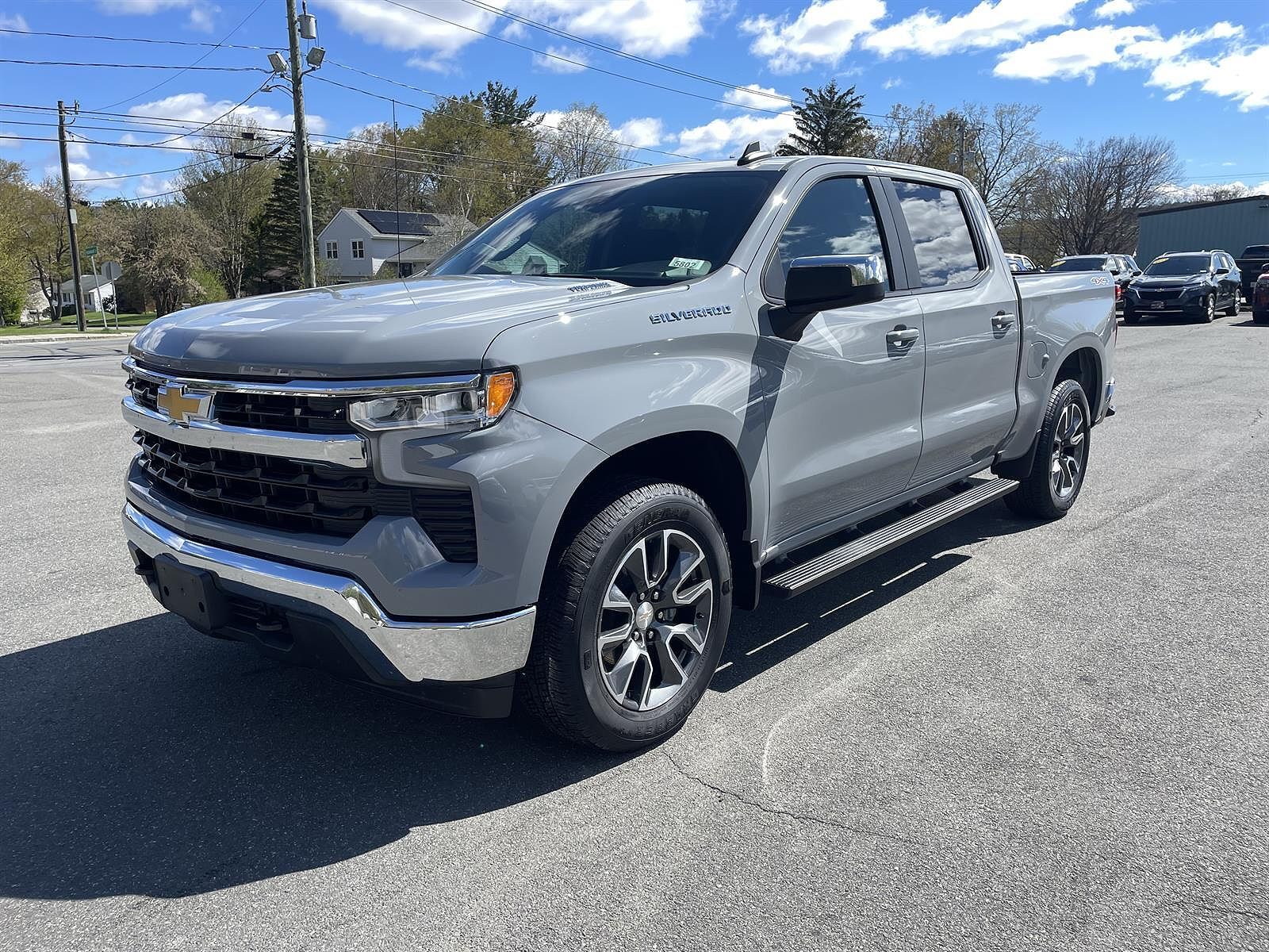 2024 CHEVROLET Silverado