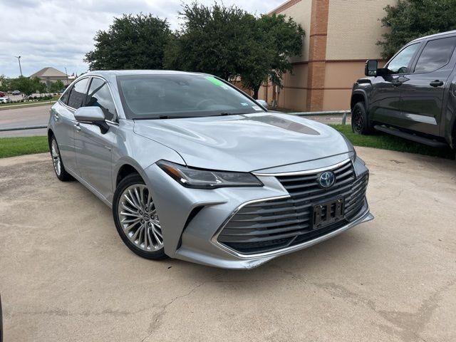 2020 TOYOTA Avalon