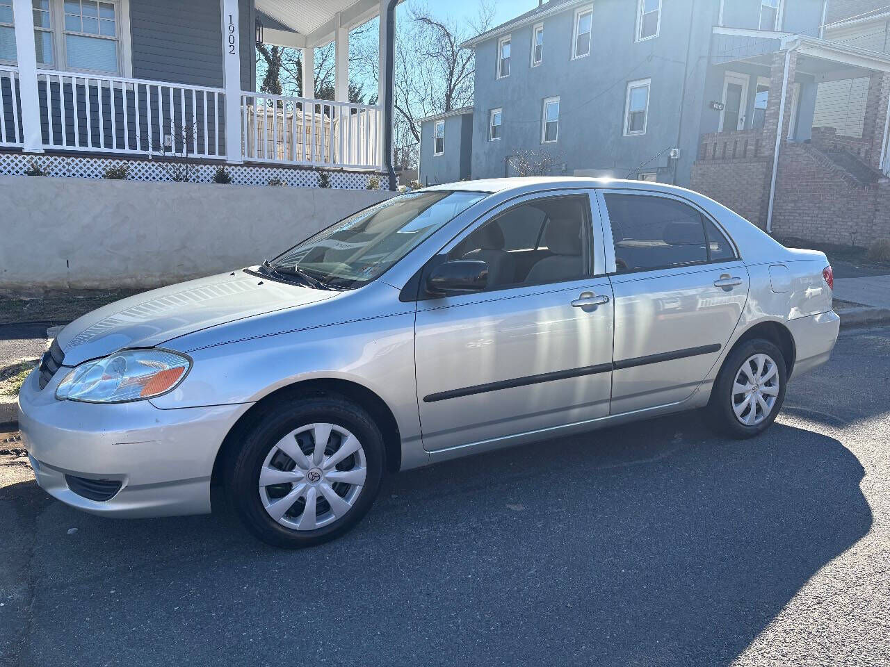 2004 TOYOTA Corolla