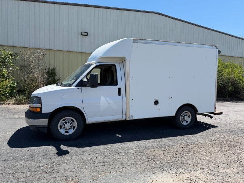 2019 CHEVROLET Express