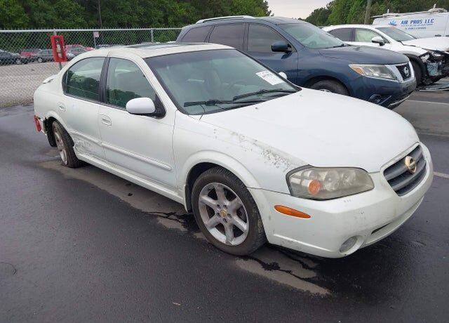 2003 NISSAN Maxima