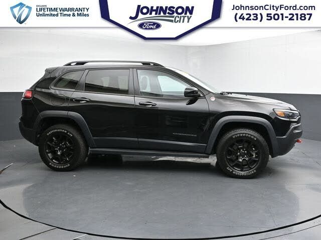 2022 JEEP Cherokee