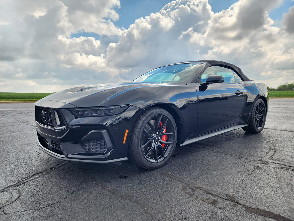 2025 FORD Mustang
