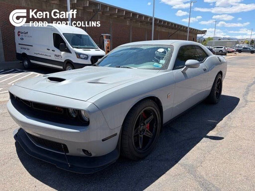2021 DODGE Challenger