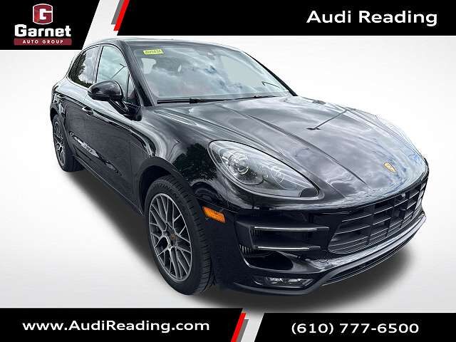 2017 PORSCHE Macan
