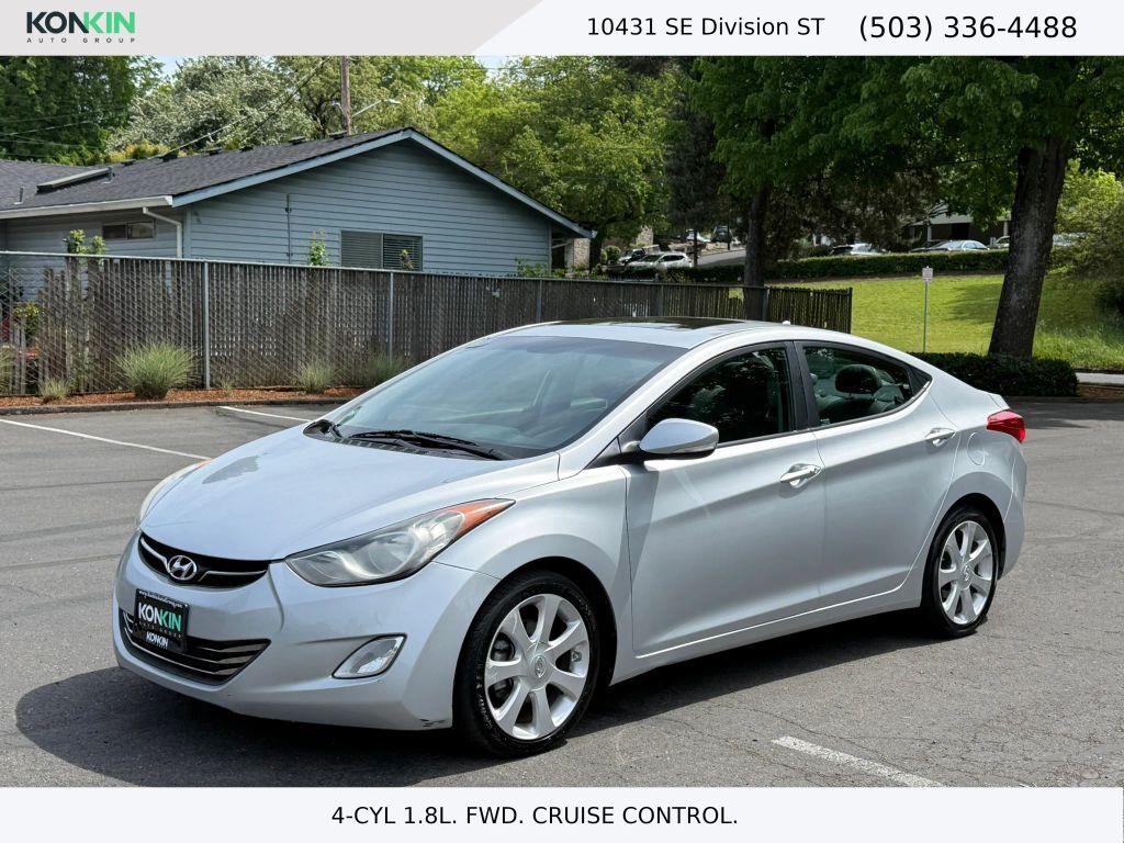 2013 HYUNDAI Elantra