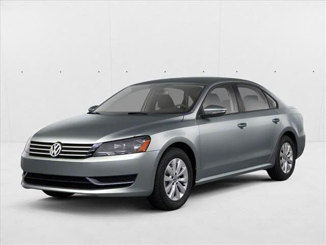 2013 VOLKSWAGEN Passat