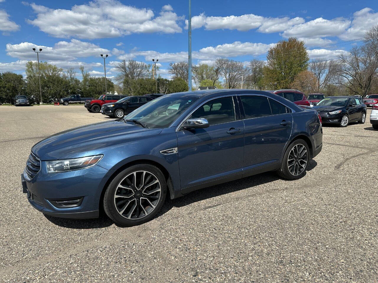 2019 FORD Taurus
