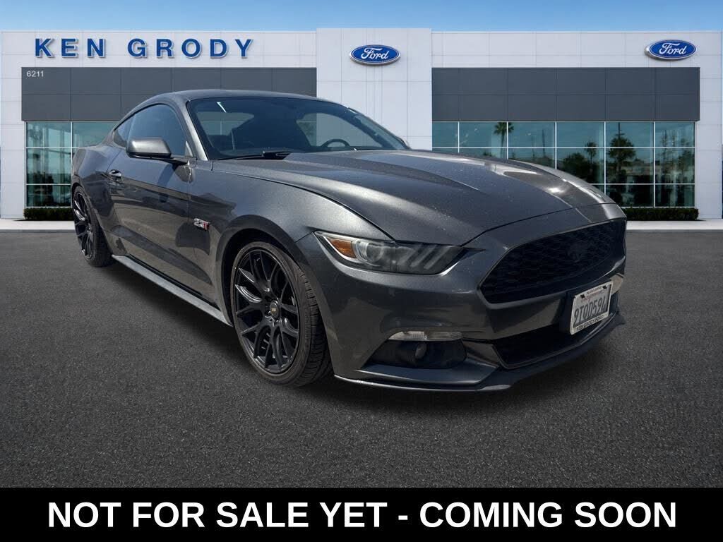 2015 FORD Mustang