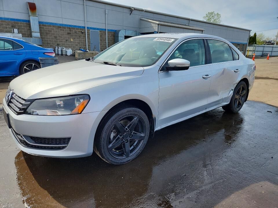 2015 VOLKSWAGEN Passat