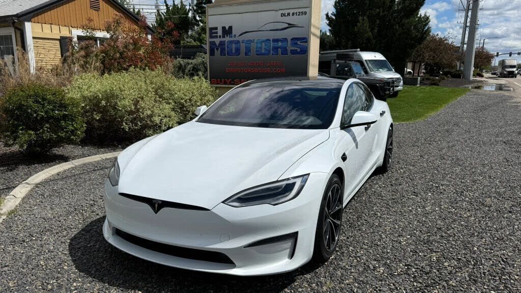 2022 TESLA Model S