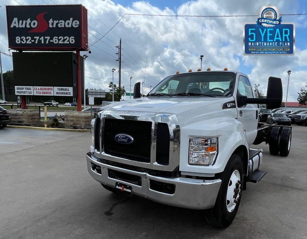 2017 FORD F-750