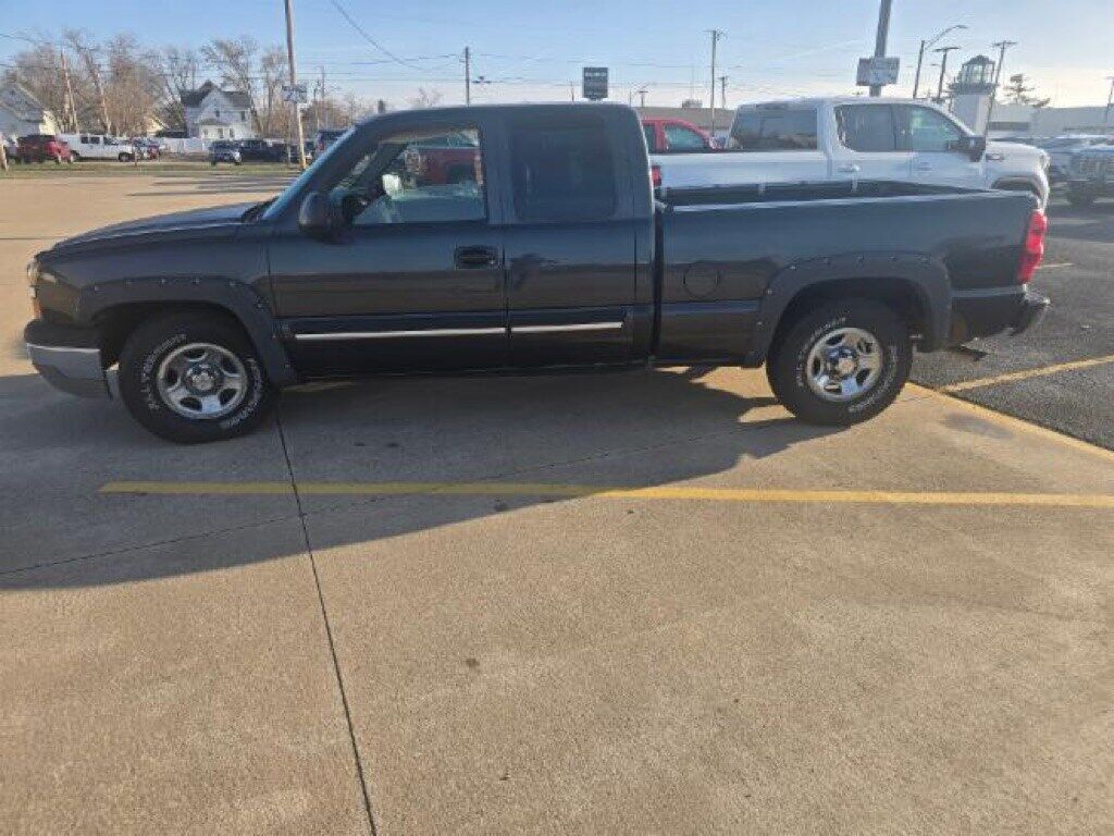 2003 CHEVROLET Suburban