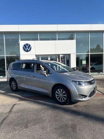 2018 CHRYSLER Pacifica