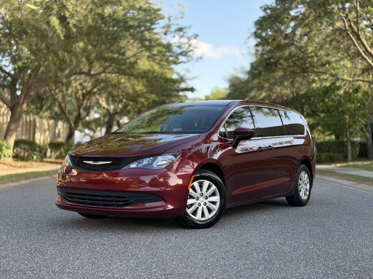 2020 CHRYSLER Voyager