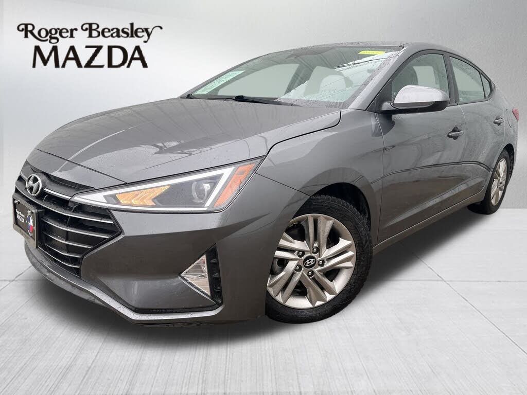 2019 HYUNDAI Elantra