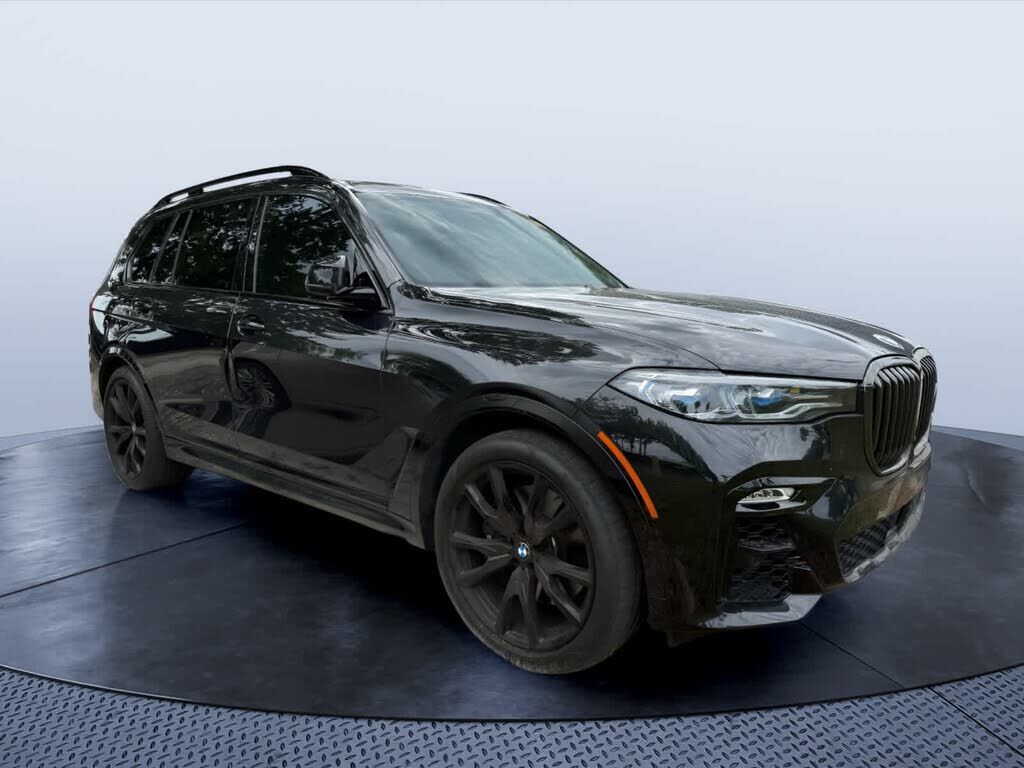 2022 BMW X7
