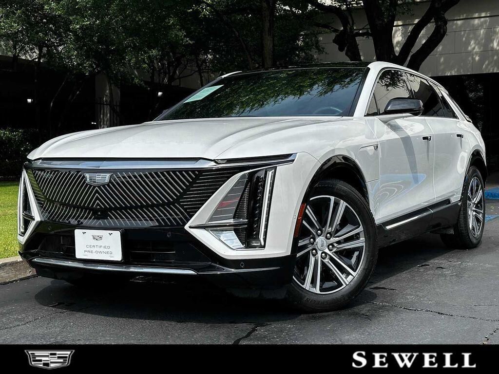 2024 CADILLAC Lyriq