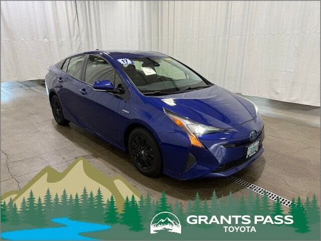 2017 TOYOTA PRIUS