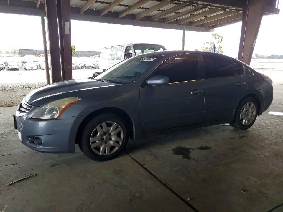 2012 NISSAN Altima