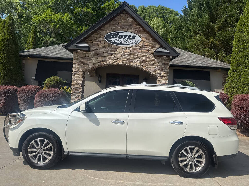 2016 NISSAN Pathfinder
